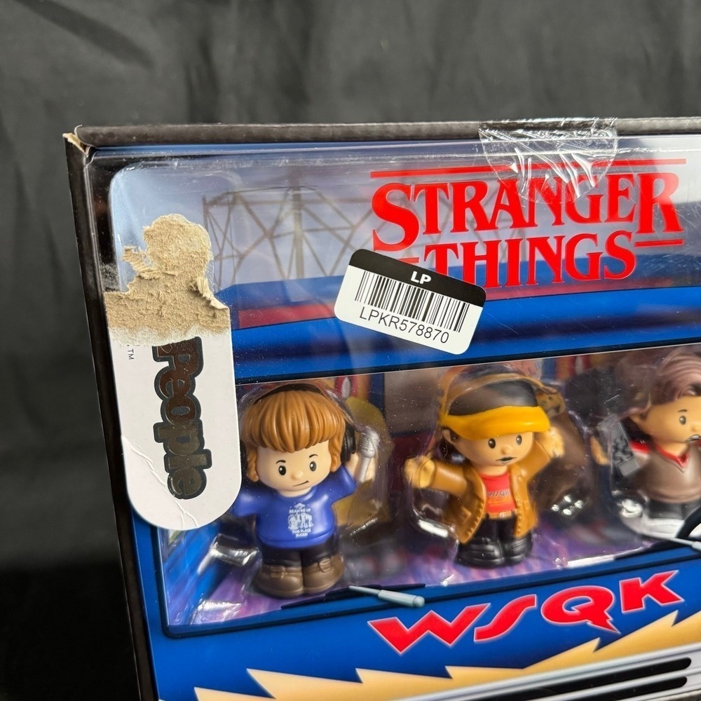 Little People Collector Stranger Things: The Squaw - Picture 8 of 9